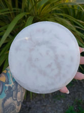 Selenite Charging Plate Lion