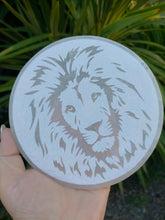 Selenite Charging Plate Lion