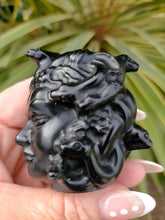 Carving Medusa Black Obsidian 6 x 5 cm